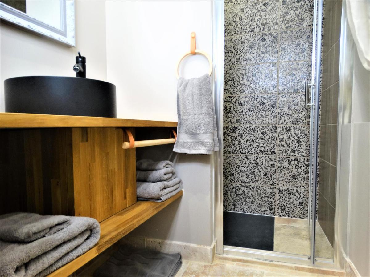 Chateau Montplaisir Charming B&B In Provence Valréas Eksteriør bilde