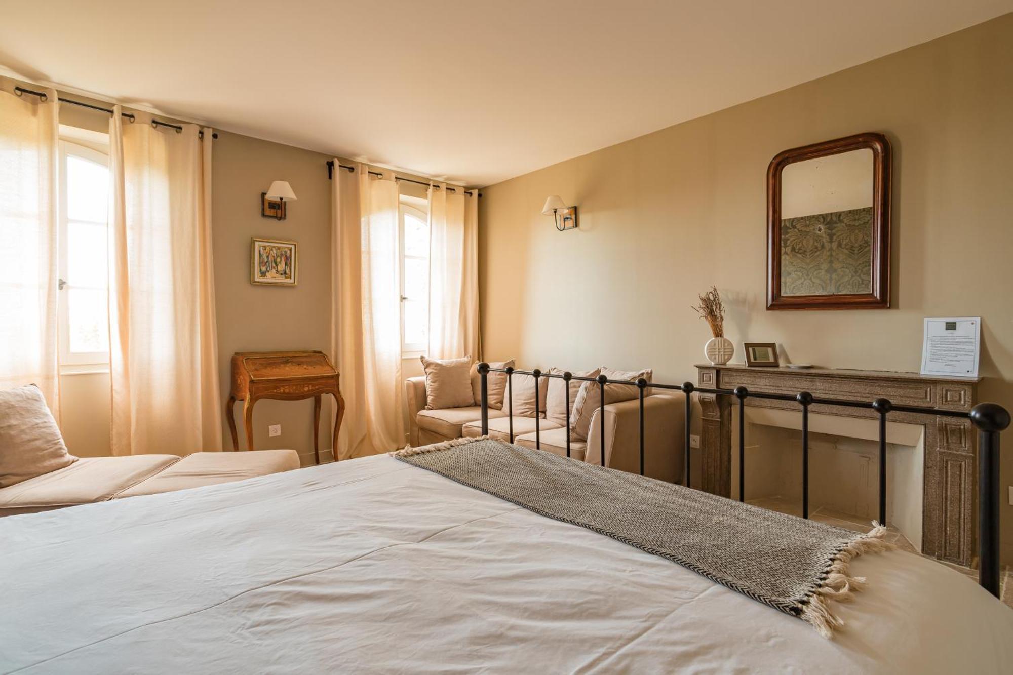 Chateau Montplaisir Charming B&B In Provence Valréas Eksteriør bilde